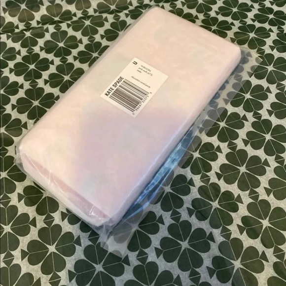 Kate Spade Daycation Camel Neda Wallet - Picture 5 of 5